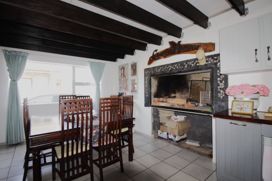 4 Bedroom Property for Sale in Kabeljauws Eastern Cape